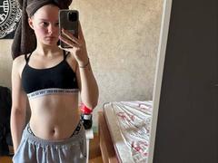 DominicaChambley from xLoveCam