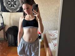 DominicaChambley - blond female with  big tits webcam at xLoveCam