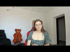 DoraLi from xLoveCam