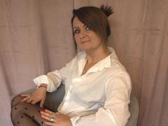 DoreenSexy - female webcam at xLoveCam
