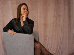 DoreenSexy - female webcam at xLoveCam