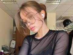 DorianArdis - blond female webcam at xLoveCam