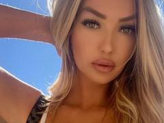 Doux69 from xLoveCam