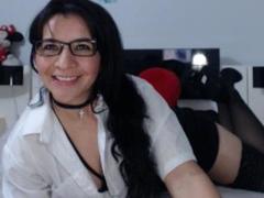 DouxEtoileL - female with black hair and  small tits webcam at ImLive