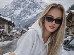 DreamGirlHot69 - female with brown hair webcam at xLoveCam