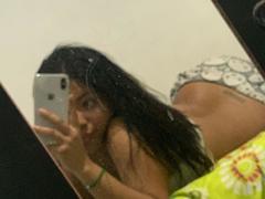 DreamingOfU - female with black hair webcam at xLoveCam