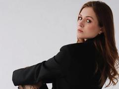 DreamyRoxie-hot - female with brown hair webcam at xLoveCam