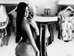 DulceNoir - female with black hair webcam at xLoveCam