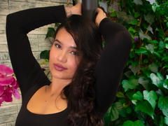 DulceRosier - female with black hair and  big tits webcam at xLoveCam