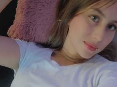 DulceRousse - blond female with  big tits webcam at xLoveCam