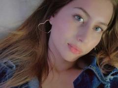 DulceRousse - blond female with  big tits webcam at xLoveCam