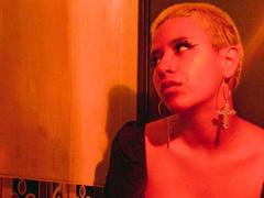 DulceSweett - blond female with  big tits webcam at xLoveCam