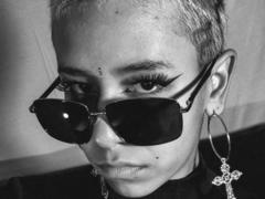 DulceSweett - blond female with  big tits webcam at xLoveCam