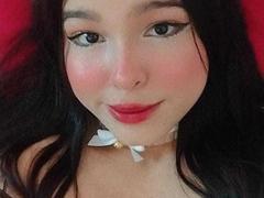 DulceTernura - female with black hair webcam at xLoveCam