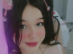 DulceTernura - female with black hair webcam at xLoveCam