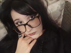 DulcieStuckert - female webcam at xLoveCam