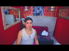 DuoedJhova from xLoveCam