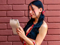 DyanaMoon - female with black hair and  big tits webcam at xLoveCam