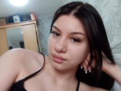 EchoKitanik - female with black hair webcam at xLoveCam