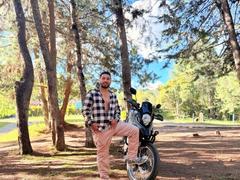 Edahi - male webcam at xLoveCam