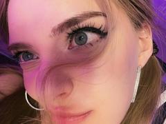 EdrisLueder - blond female webcam at xLoveCam