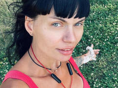 EffectGloria - female with brown hair and  big tits webcam at xLoveCam