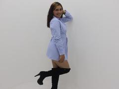 Ehmily - female with brown hair and  big tits webcam at xLoveCam