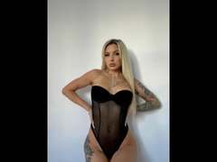 EileX-hot - blond female webcam at xLoveCam