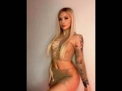 EileX-hot - blond female webcam at xLoveCam