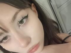 EileneSzala - female webcam at xLoveCam