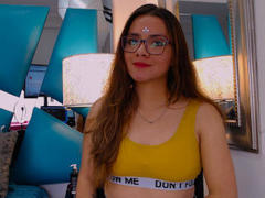 EimmyHosk - female with brown hair and  small tits webcam at xLoveCam