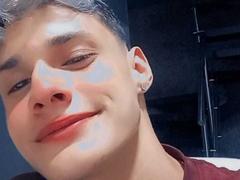 ElFlaquitoo - male webcam at xLoveCam