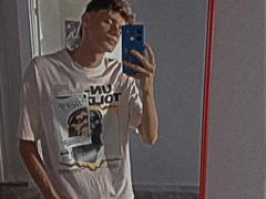 ElFlaquitoo - male webcam at xLoveCam