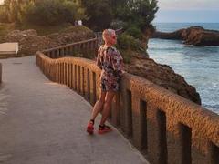 ElaChaude - blond female webcam at xLoveCam