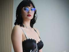 ElaJamess - female with  big tits webcam at xLoveCam