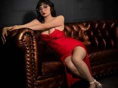 ElaJamess from xLoveCam