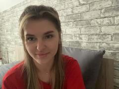 ElanaFalencki - female with black hair webcam at xLoveCam