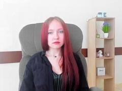 Elariia from xLoveCam