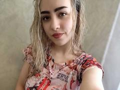 EleanorEustacia from xLoveCam