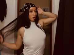 EleanorJody - female with brown hair and  big tits webcam at xLoveCam