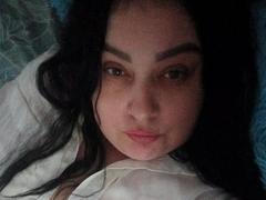 EleanorViski - female with brown hair and  small tits webcam at xLoveCam