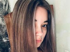 EleaseTichenor - female with brown hair and  big tits webcam at xLoveCam