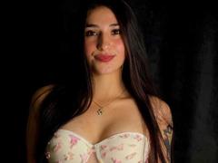 ElecttraKane - female with brown hair and  big tits webcam at xLoveCam