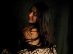 ElecttraKane - female with brown hair and  big tits webcam at xLoveCam