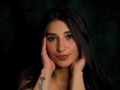 ElecttraKane - female with brown hair and  big tits webcam at xLoveCam