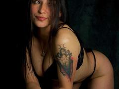 ElecttraKane - female with brown hair and  big tits webcam at xLoveCam