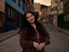 Elekktra - female with brown hair and  big tits webcam at xLoveCam