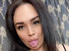 AndreaSpaces - female with black hair and  big tits webcam at LiveJasmin