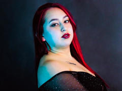 ElenaWesteros - female with red hair webcam at LiveJasmin