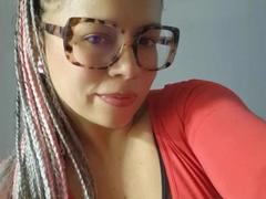 ElennaCruz from xLoveCam